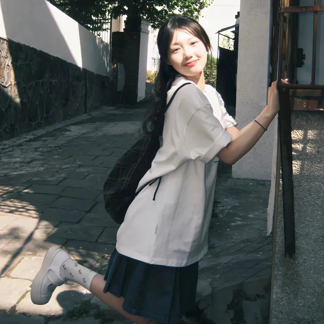 小鱼历险记